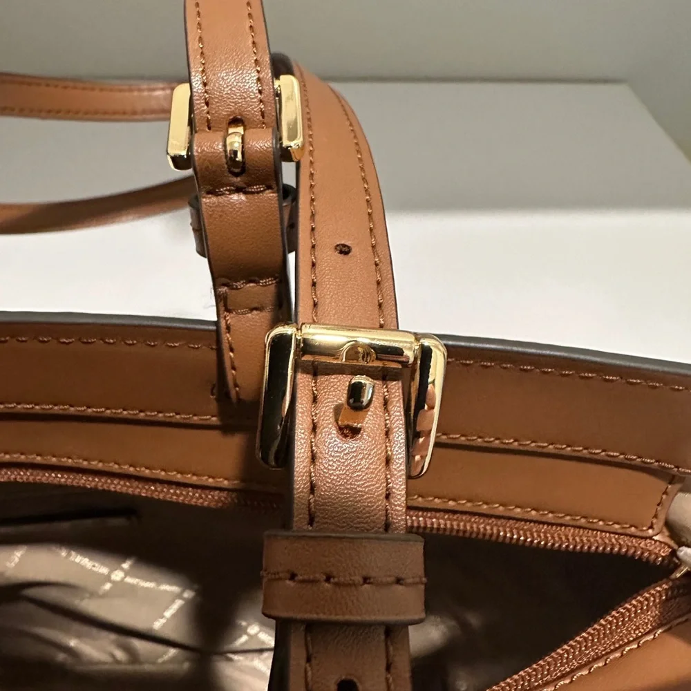 Michael Kors Luggage Jet Set Travel Med Double Pocket Non-Leather Vegan Tote NWT - Picture 15 of 15